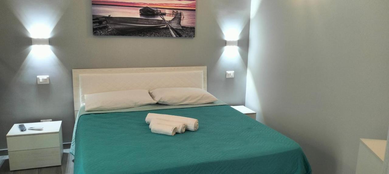 シャッカ Le Vie Del Centro Bed & Breakfast エクステリア 写真