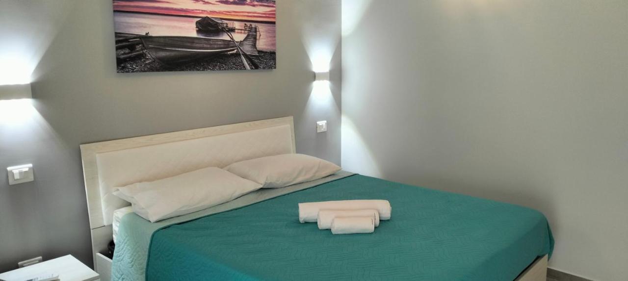 シャッカ Le Vie Del Centro Bed & Breakfast エクステリア 写真