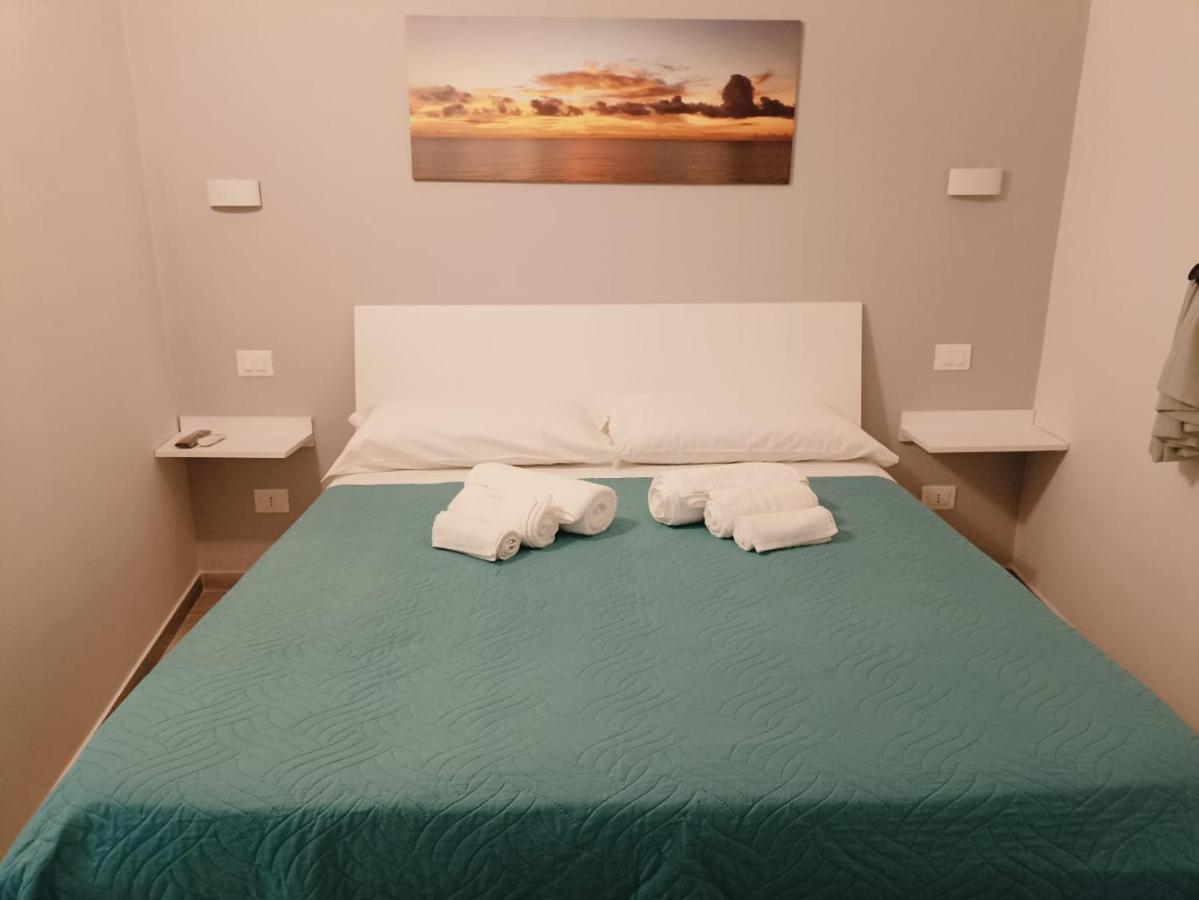 シャッカ Le Vie Del Centro Bed & Breakfast エクステリア 写真